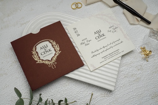 Invitatie de nunta, cu ambalaj maro elegant, 148x148mm – 9288