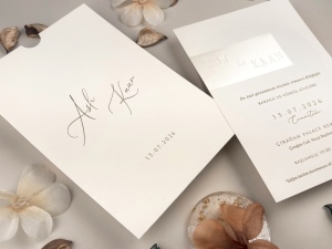 Invitatie de nunta alba cu accente sidefate si design minimalist premium – 13320,3,Creativ.ro