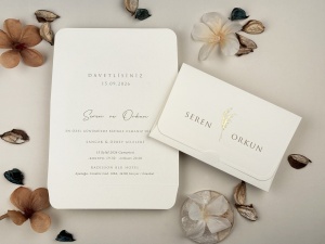 Invitatie de nunta alba cu detalii aurii si design elegant premium – 13322,2,Creativ.ro