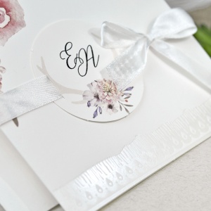 Invitatie de Nunta Florala cu Plic Alb, 150x150mm – 39632,3,Creativ.ro