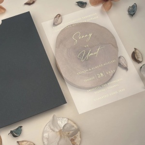 Invitatie de nunta eleganta si minimalista cu design premium si accente aurii – 85832