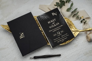 Invitatie de nunta, neagra cu auriu si plic, 135x193mm – 9265,2,Creativ.ro