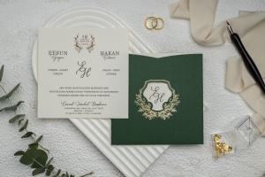 Invitatie de nunta, cu ambalaj verde, 148x148mm – 9283,1,Creativ.ro