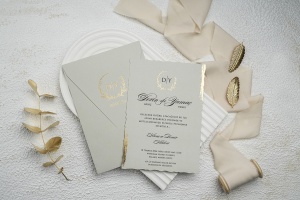 Invitatie de nunta, cu colturi aurii si plic, 135x193mm – 9263,4,Creativ.ro