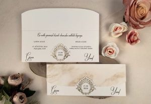Invitatie de nunta eleganta cu detalii aurii embosate si design clasic – 85874,1,Creativ.ro