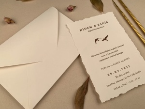 Invitatie de nunta eleganta cu margini ondulate – 12272,1,Creativ.ro