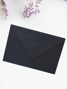 Plic negru 82x113 mm