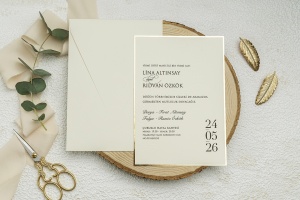 Invitatie de nunta, ivoire, cu chenar auriu si plic, 135x193mm – 9262,1,Creativ.ro