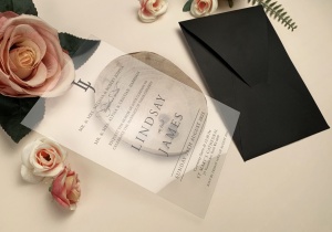 Invitatie de nunta moderna si minimalista cu coperta transparenta – 96930