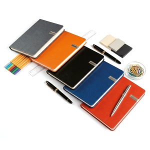 Agenda nedatată NOTEBOOK cu stick usb 8GB inclus, 16,5 x 23,5 cm, 2, Creativ.ro