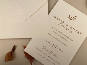 Invitatie de nunta cu frunza stilizata si detalii deosebite – 12274,1,Creativ.ro