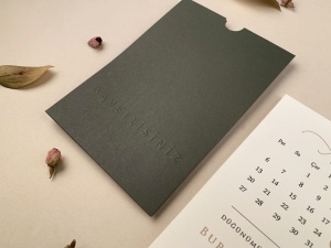 Invitatie de nunta cu calendar si inima aurie – 12275,2,Creativ.ro