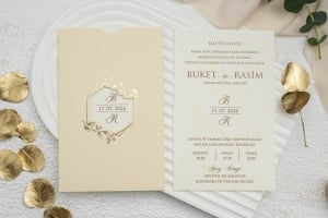 Invitatie de nunta eleganta, ivoire cu elemente aurii, 108x173mm – 9154,1,Creativ.ro