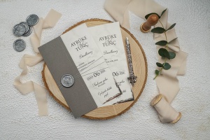 Invitatie de nunta, gri, cu snur argintiu, 124x189mm – 9276,1,Creativ.ro