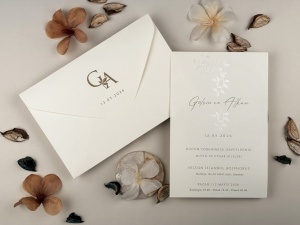 Invitatie de nunta alba cu frunze argintii si design elegant premium – 13335,1,Creativ.ro