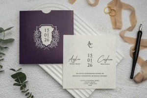 Invitatie de nunta, cu ambalaj mov, 148x148mm – 9284,2,Creativ.ro