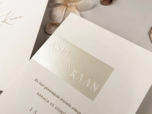 Invitatie de nunta alba cu accente sidefate si design minimalist premium – 13320,2,Creativ.ro