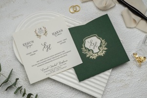 Invitatie de nunta, cu ambalaj verde, 148x148mm – 9283,2,Creativ.ro
