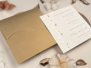 Invitatie de nunta eleganta crem cu accente aurii si design minimalist premium – 13311,1,Creativ.ro