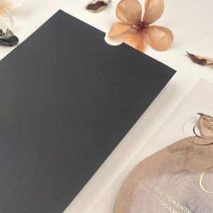 Invitatie de nunta eleganta si minimalista cu design premium si accente aurii – 85870, 3, Creativ.ro