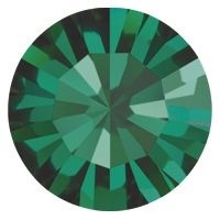 rivoli preciosa ss39 - 8 mm emerald