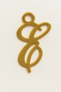 Colgante letra de oro de 14 K - E