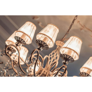 Candelabru Grace metal/textil/cristal alb/auriu Maytoni