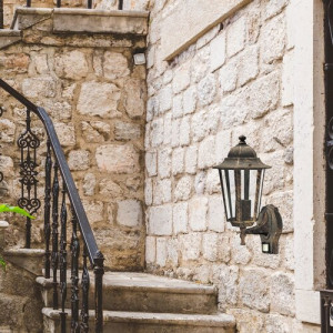 Aplica exterior Velence 1xE27 metal/sticla auriu antichizat Rabalux
