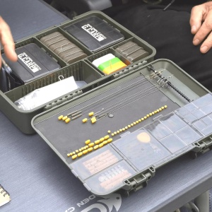 Cutie Golden Catch G. Carp Major Tackle Box L + 2 cutii GC Mini Boxes - Img 7