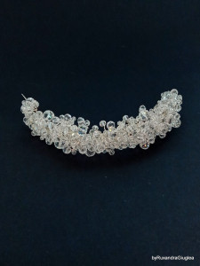 Hair accessory with crystals