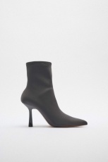 ZARA 2115/010