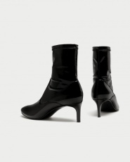 Zara Crismas - Img 2