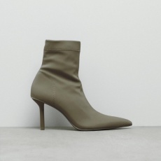 ZARA 1104/810