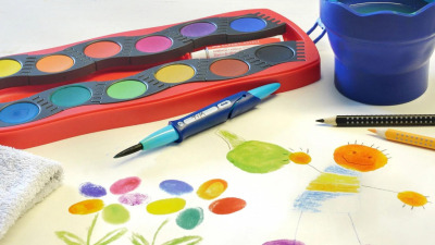 Pictura cu degetul - O activitate creativă și jucăușă