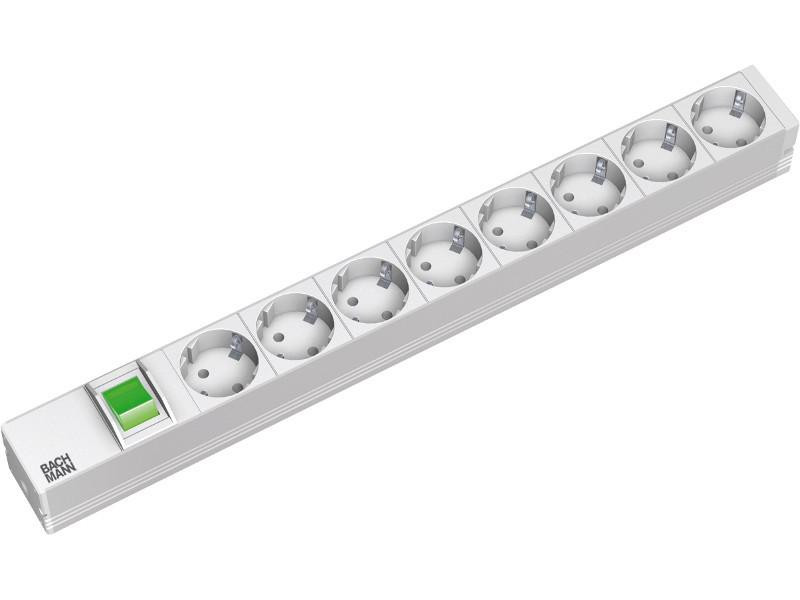 Bachmann IT PDU 8 x prize Schuko, 1x Switch ,in Schuko, 1U, impamantare, intrerupator, lungime cablu