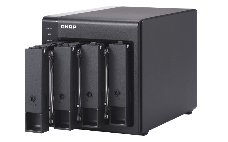 EXT USB QNAP TR-004 4BAY SATA TWR - 1 | YEO
