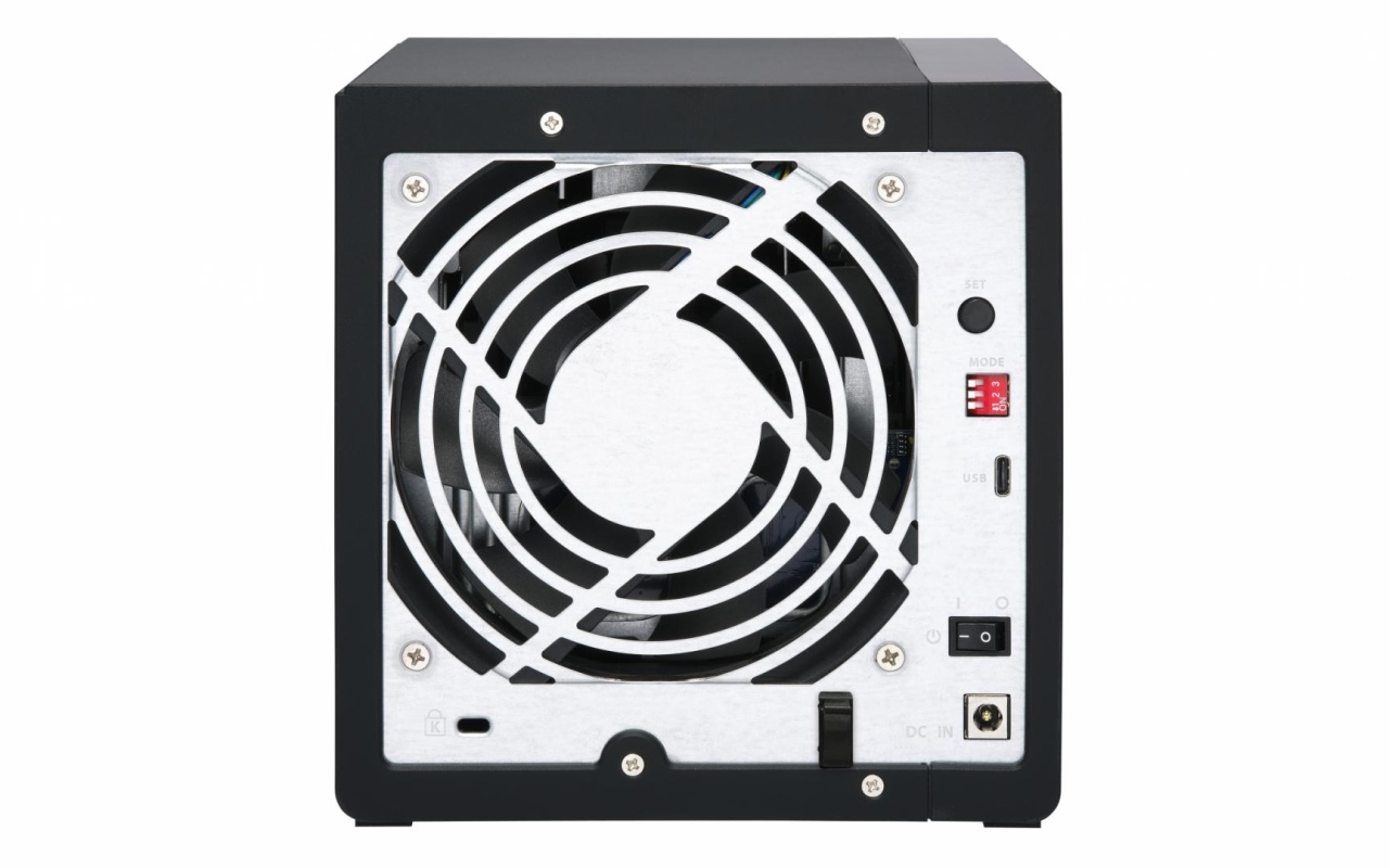 EXT USB QNAP TR-004 4BAY SATA TWR - 2 | YEO
