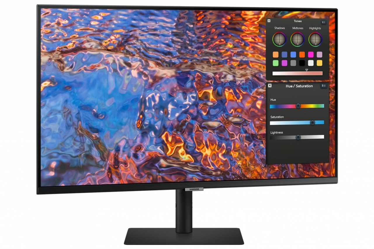 MONITOR 32