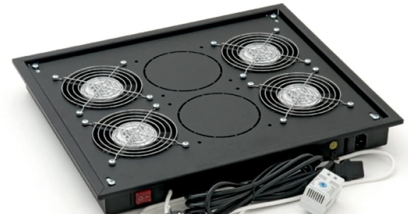 Panou ventilatie Triton pentru rack de podea 19