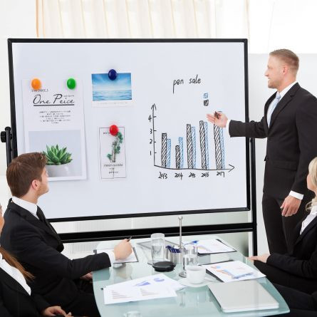 Whiteboard magnetic mobil, 90x150 cm, ramă aluminiu, Deli - 2 | YEO