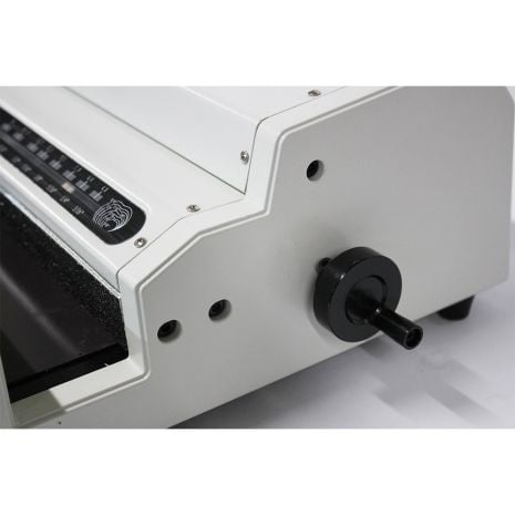Echipament pentru închiderea inelelor metalice UNITEC B700 - 2 | YEO