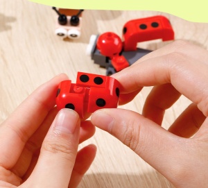 Blocuri construcții, tip lego, model insecte asortate, Deli4