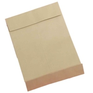Plic ambalare colete cu bandă adezivă, maro, 354g, B4+ (265x355+65mm)