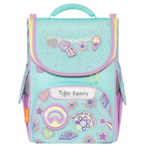 Ghiozdan neechipat Nature Quest Pro, dimensiune 35 x 31 x 19 cm, motiv Charms Generation