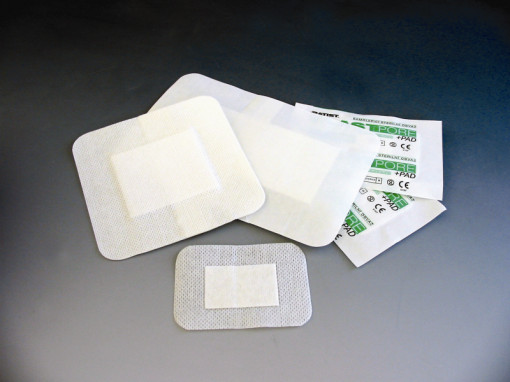 Plasture netesut, elastic, pe suport hartie tip Elastpore + PAD, 10cm x 10m, 50 buc/cutie