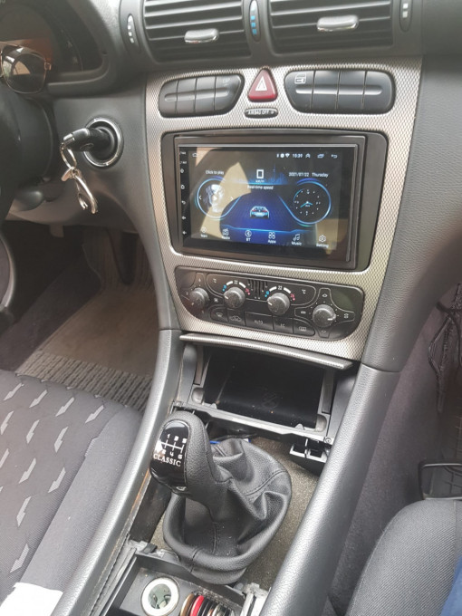 Navigatie Android Mercedes C class Waze Youtube GPS BT