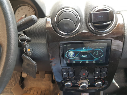 Navigatie Android Dacia Logan Waze Youtube GPS BT