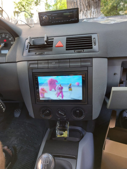 Navigatie Android Skoda Fabia Waze Youtube GPS BT