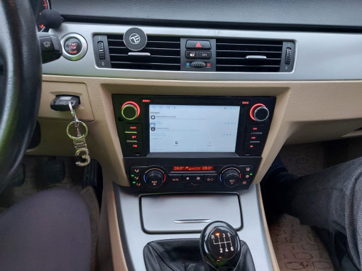 Navigatie BMW E90 display 7inch