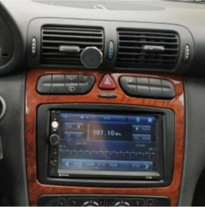 Player Mp5 Mercedes C class - Img 2